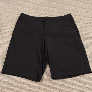 Lululemon commission shorts 11”
